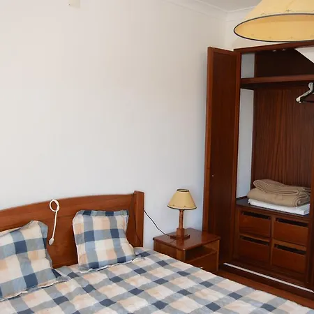 Гостевой дом Alojamentos Dos Mangues