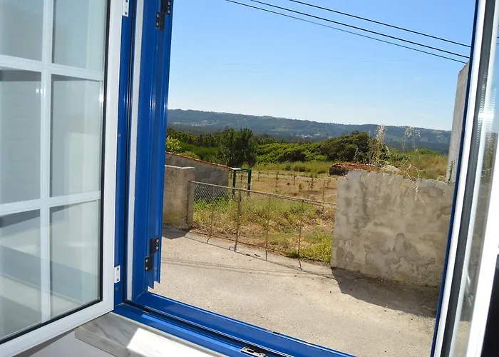 Alojamentos Dos Mangues Гостевой дом Сан-Мартинью-ду-Порту